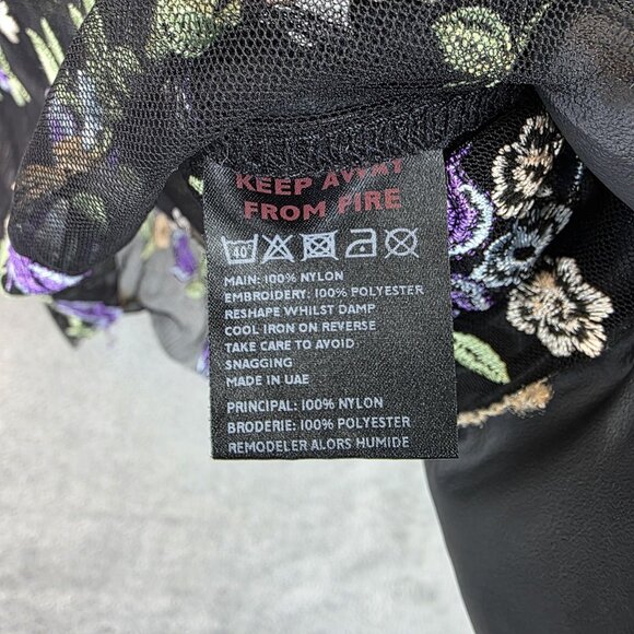 Kimchi Blue Shirt Womens XS Black Mesh Sheer Floral Embroidered Short Sleeve - Picture 8 of 10